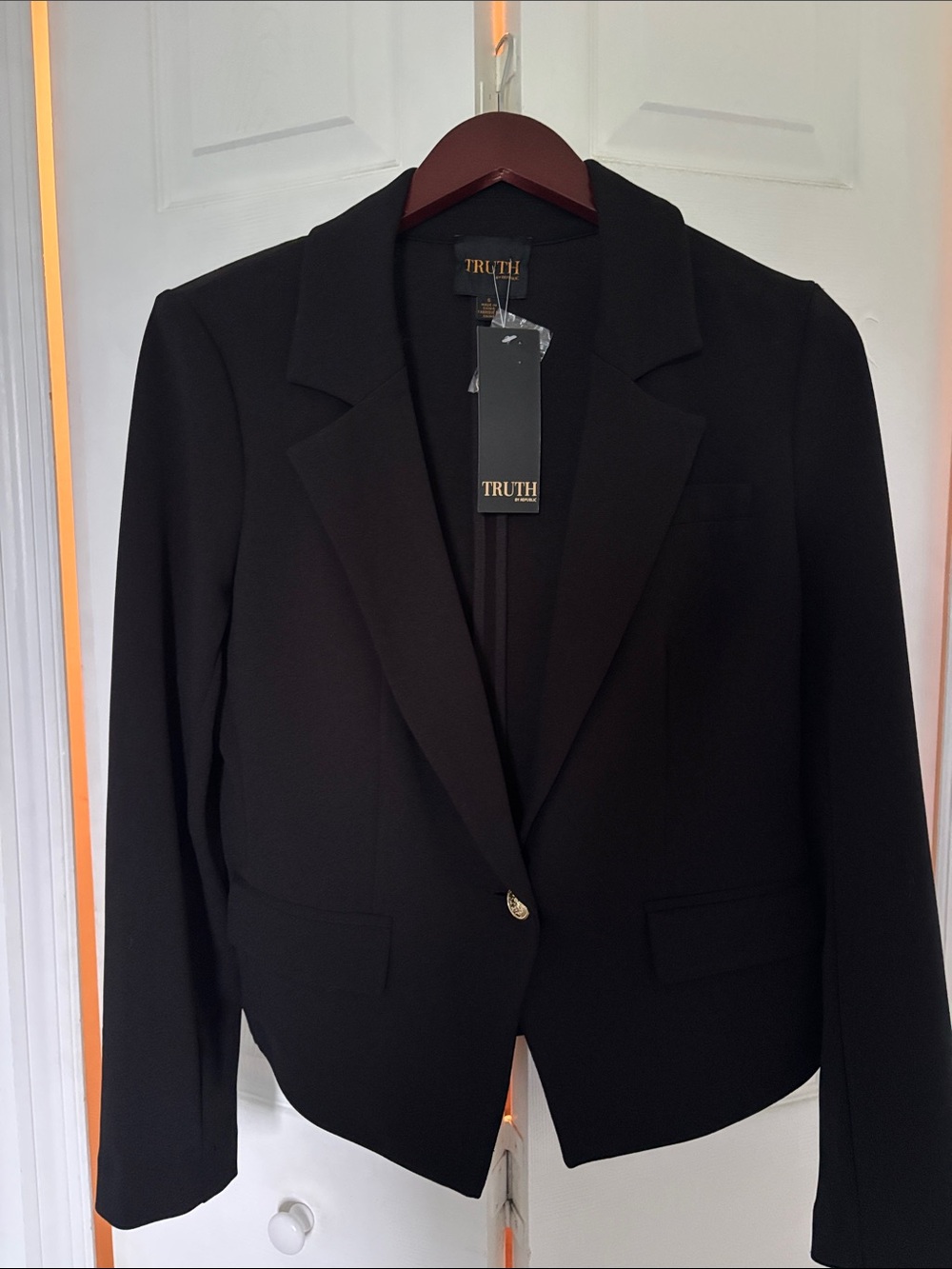 Truth Black Women's Tailored Single-Button Blazer